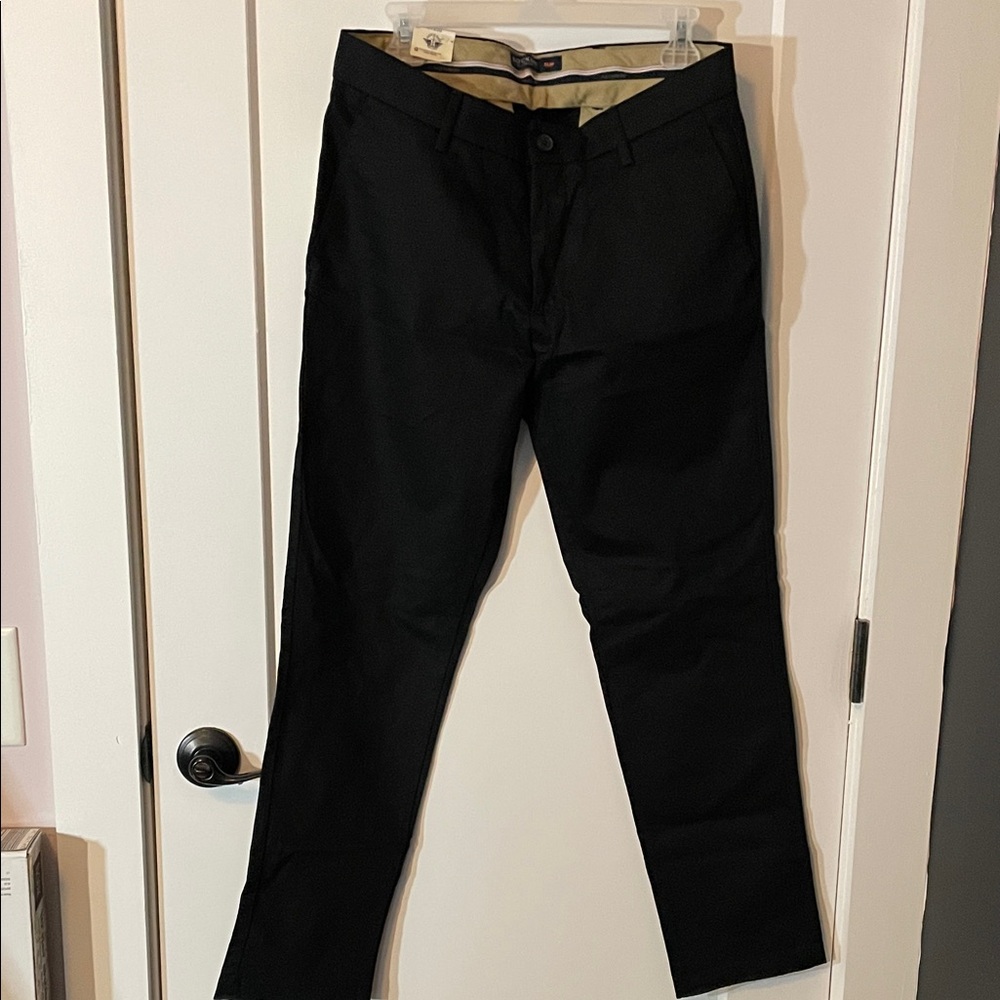 Dockers Men's Black Chinos